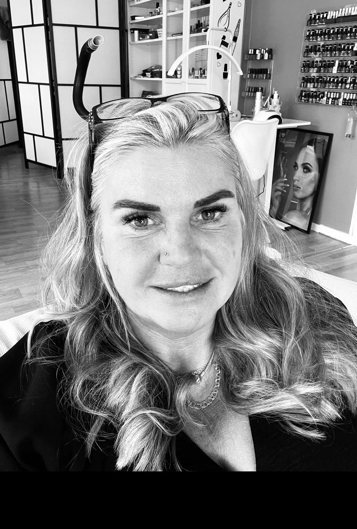 Annika Sandberg på AnnikaS Beauty Center & Piercing i Landskrona